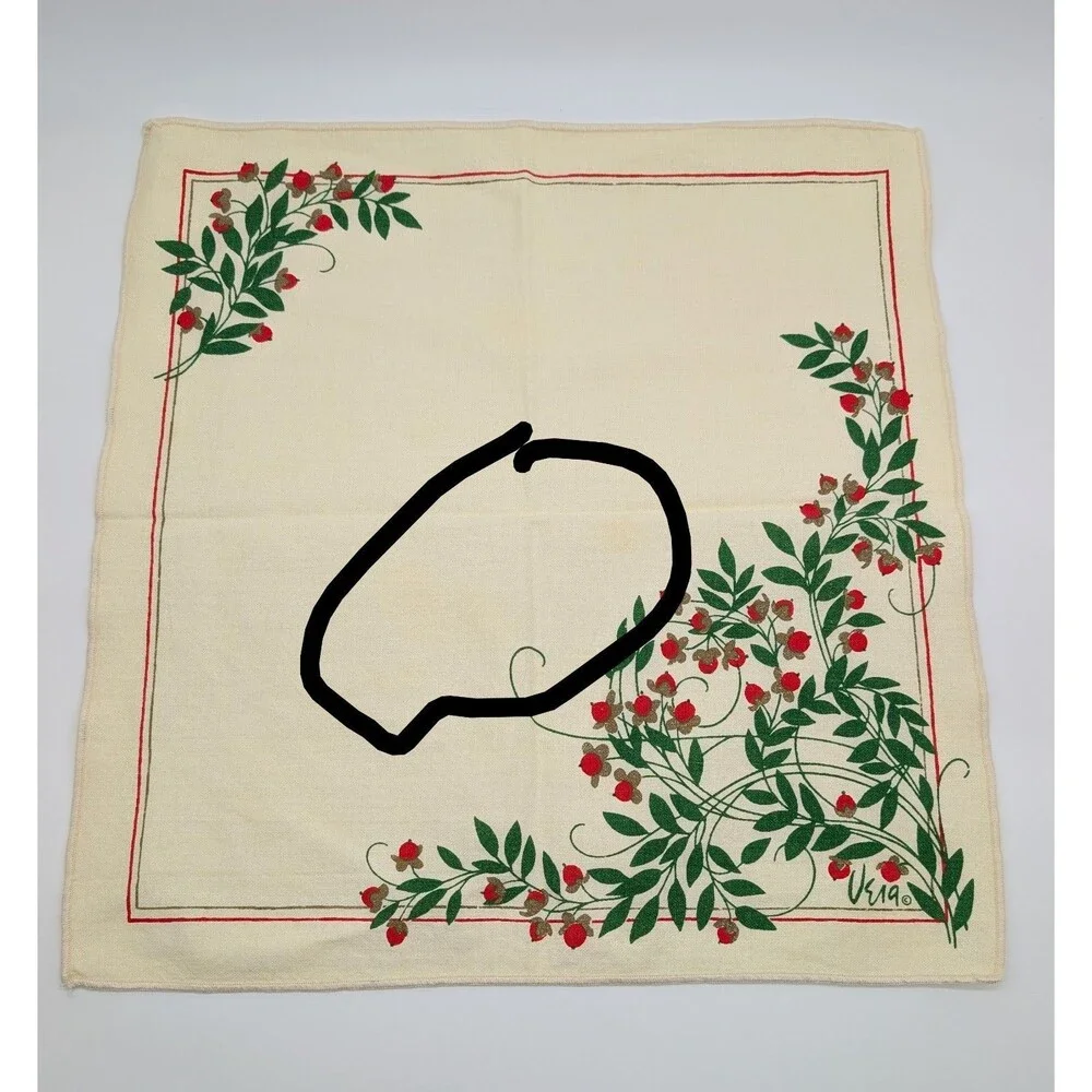 Vintage Vera Neumann Cloth Napkins Christmas Holly Berry Set Of 5